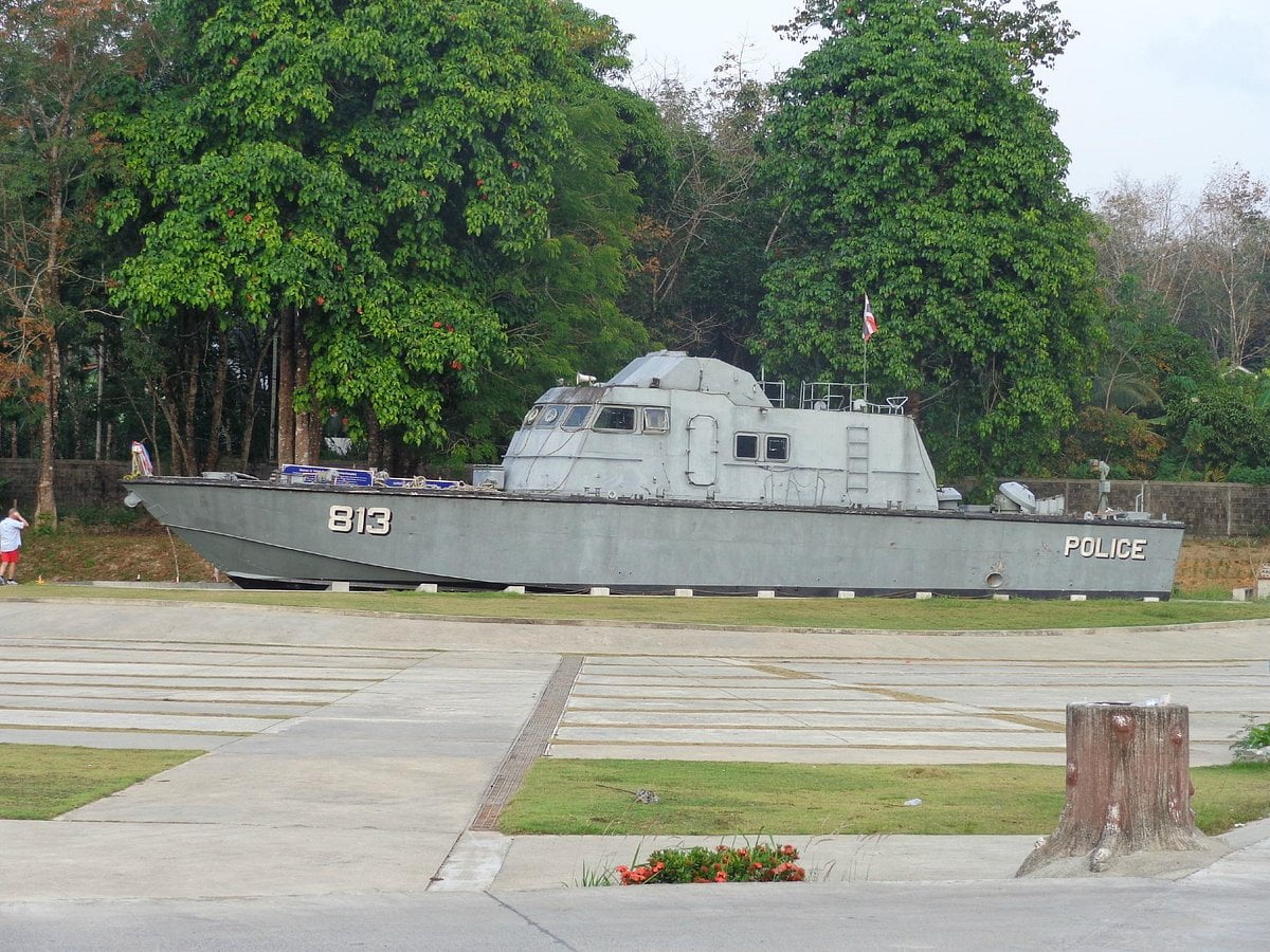 A boat from the Khao Tao Tsunami Museuim