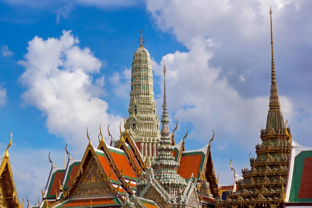 Bangkok temple etiquette